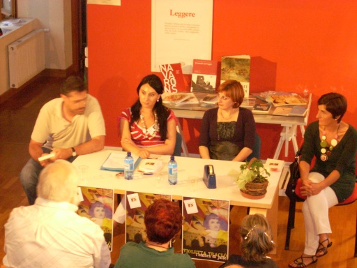 Violetta, Rosanna, l'assessore e la lettrice